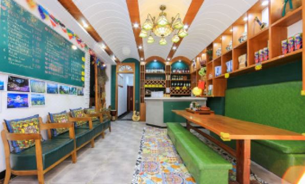 Edinburgh Inn - Hizvo