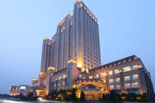 TOWO Shangpin Hotel (Changsha Railway Station Amiring Subway Station)