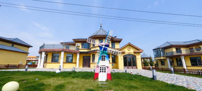 DEEP WOODS ART RETREAT Hotels in Jiayin