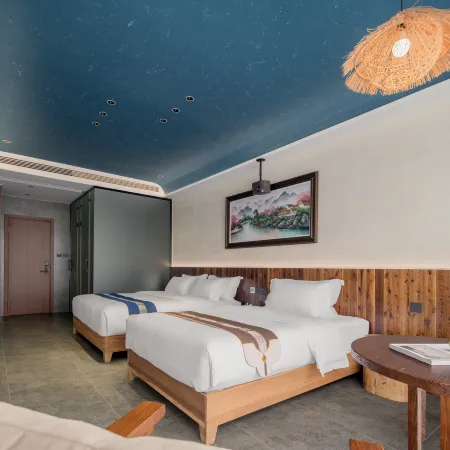 Chunmei Yashe Lodge, cozy and elegant accommodation in the mountain.