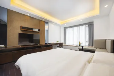 Westcare Hotel (Chengdu South Railway Station) Hotels in South Railway Station/Tianfu Cade mall