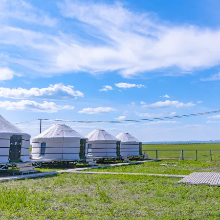 Heishantou Prairie Yingbin Tribe Hotel