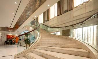Yima Liyuan Riverside Hotel