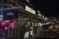 Huangguoshu Baiyin Hotel Hotels in Zhenning