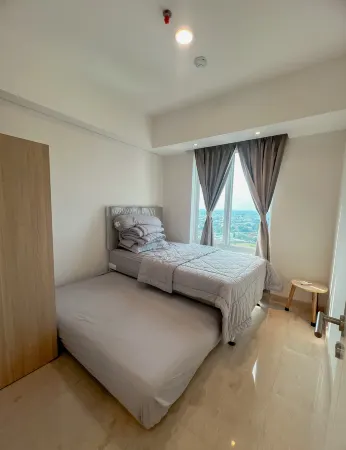 3BR Podomoro Apartment @Empire Tower 107 sqm² Отели рядом с достопримечательностью «Tjong A Fie Mansion»