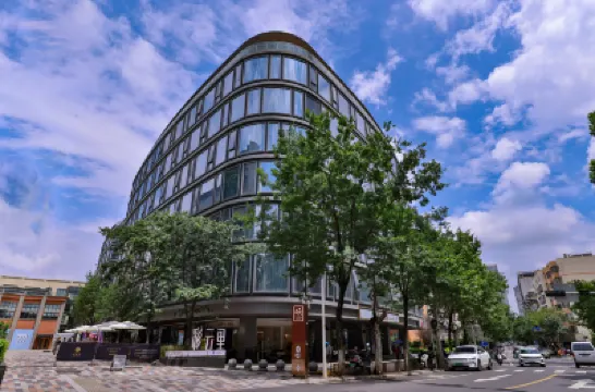 和頤至尊酒店（昆明老街南屏步行街店） 昆明酒店