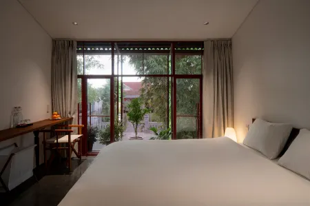 Scarlet Pavilion Отели рядом с достопримечательностью «Nguyen Dinh Chieu Walking Street»