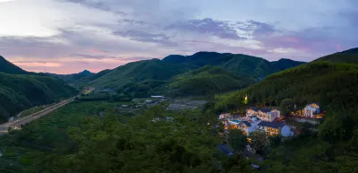 莫干山·心遠居美式莊園溫泉度假美墅 葛嶺仙境附近的飯店