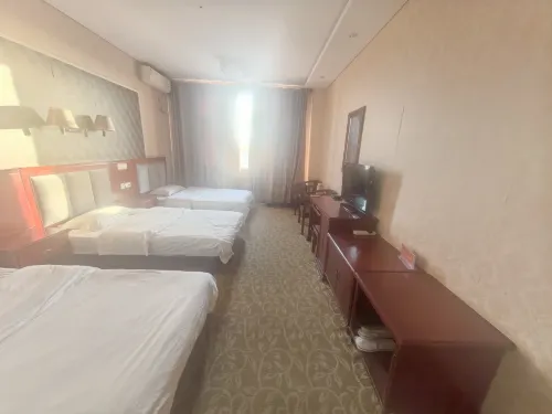 Gongxiao Hotel (Luanzhao Road) - parkir