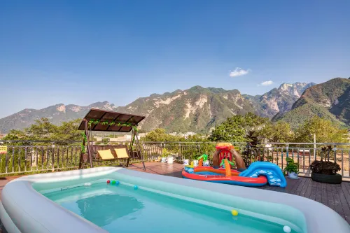 Qixia Mountain Residence Homestay (Huashan Scenic Area Tourist Center Store) Hotels in Huayin