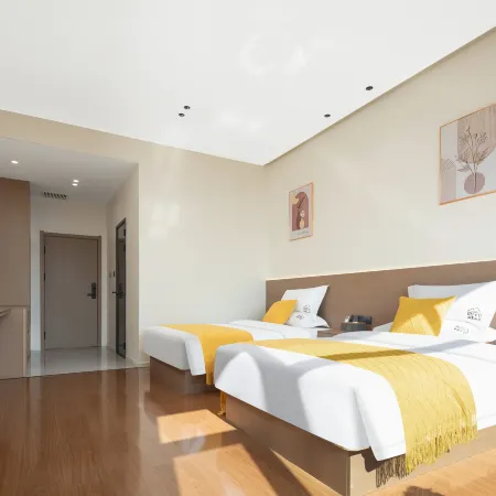 Qixia Mountain Residence Homestay (Huashan Scenic Area Tourist Center Store)
