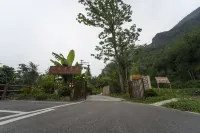 Jiuhuang Xinyi Homestay - Bãi đậu xe