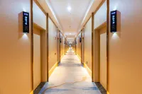 Quxiang·Youxuan E-sports Hotel (Lanxi Baolong Plaza Branch)