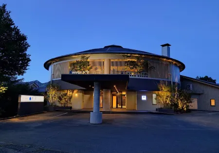 Hotel Yumeshizuku Отели рядом с достопримечательностью «Aso Farm Land»