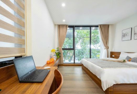 어친 아파트먼트