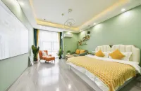 Longfeng Audio-visual Homestay (Shijiazhuang International Trade City) - Homestays