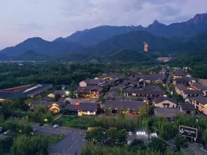 Hotel MoMc Jiuhuashan