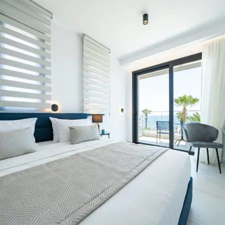 Waterside Sea View Apartments