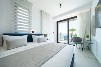 Waterside Sea View Apartments