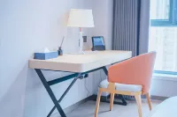 Lanting Oushang Hotel (CCMALL Times Square Store  Hongshan Park)​