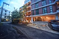 De Manor Chiang Mai Hotel Hotels in Nong Pa Khrang