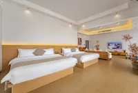 南極聽海軒民宿(珊瑚礁管理局店) 鄰近燈樓角的酒店