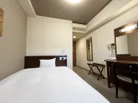 Hotel Route-Inn Hofu Ekimae - 3-Star