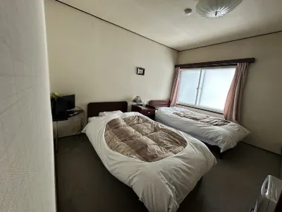 wood inn daimaru 나에바스키장 주변 호텔