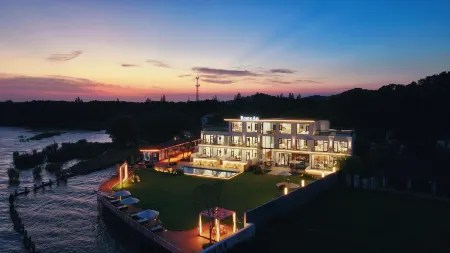 Rome An LAKE HOUSE Отели рядом с достопримечательностью «Shanghai Customs College Suzhou Branch»