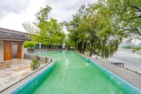 Taohuatan Taohua College Hotels near Wenchang Court