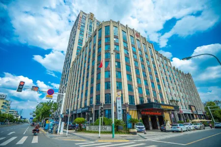 The Brocade Hotel Отели в г. Пенчжоу