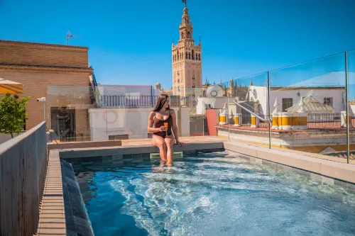 Casa Alhaja by Shiadu