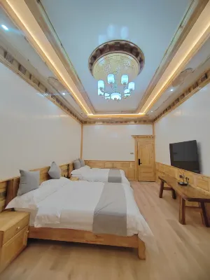 Gesang Meiduo Lodge | Mountain View Hotels near Yangrong Hade Village