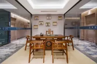 亞居酒店（佛堂古鎮寶龍廣場店） 鄰近雙林頤園鳳凰名城的酒店