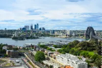 Seaside CBD/Luxury 3 bedrooms/6 people/2 parking spaces/Unbeatable view/Convenient transportation