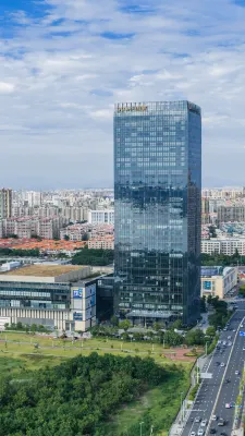 Floral Zhuganghui Hotel (Shantou Guoxia Exhibition Center) Hotels in Zhugang New Town