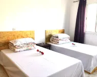 Grand Hyatt Hotel B&Bs 아인 디아브 해변 주변 호텔