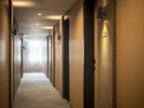RUYI QINGJU HOTEL