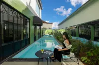 Linqi Guyin Lijiang | Golden Snow Mountain Sunshine · Sky Garden  Homestay - Rooftop Pools