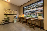 Buyou Bieyuan (Moxi Ancient Town, Hailuogou Glacier Forest Park Visitor Center Branch) - 애견동반