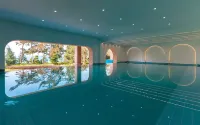 Weizhou Island Versailles Seaview Resort - Bintang 5