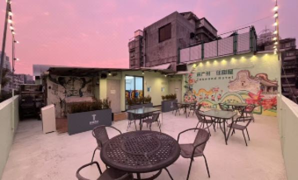 Tenwood Hotel (Beijing Road Pedestrian Street)