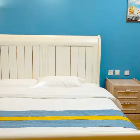 Yueke Apartment (Mudanjiang Wanda Plaza)