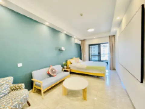 Yuelanju Riverside Vacation Boutique Stay (Gaozhuang Xishuangjing Starlight Night Market)