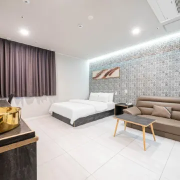 Suwon Station Hotel Terry's