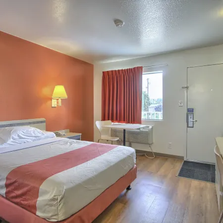 Motel 6 New Cumberland, PA - Harrisburg - Hershey South
