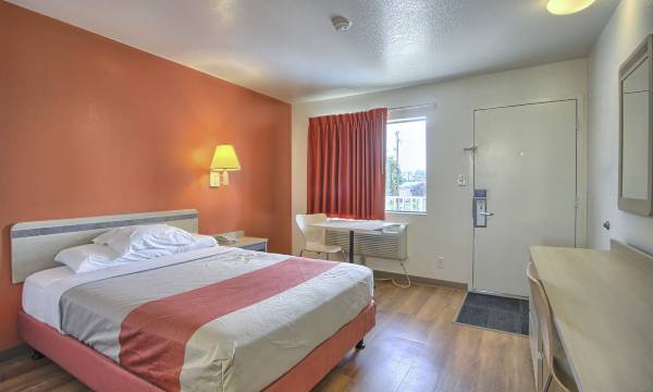 Motel 6 New Cumberland, PA - Harrisburg - Hershey South