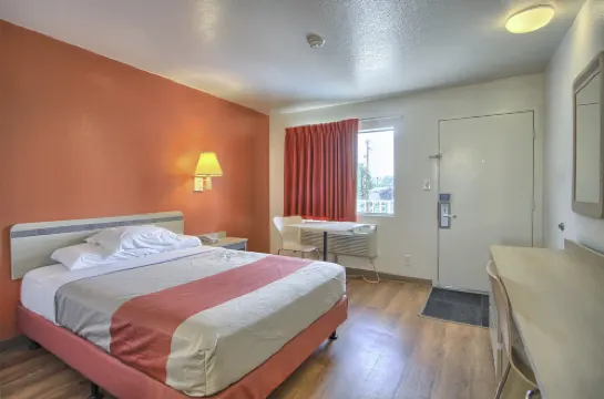 Motel 6 New Cumberland, PA - Harrisburg - Hershey South