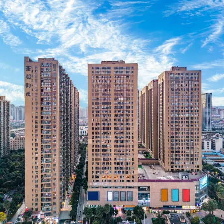 Bolan Video Hotel (Kunming Railway Station Branch)