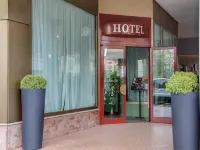 Best Western Plus CHC Florence Hotels near Ospedale Meyer